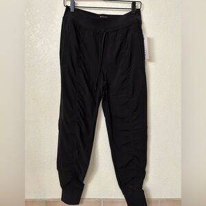 Athleta Attitude Pant